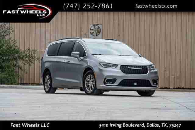 2021 Chrysler Pacifica Touring Plus